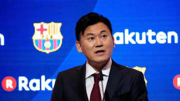 バルセロナ選手の日本人差別問題…三木谷氏の「批判ツイート」が世界で報じられる