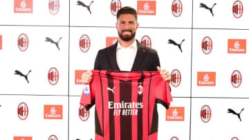 ミラン移籍決定のジルー 「自分はイタリアの血筋」とツイート