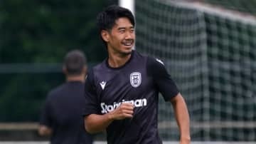 香川真司、PAOKで大はしゃぎ！ひとりでガッツポーズしまくる