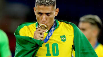 「ネイマール兄貴、見てる？」東京五輪優勝のブラジル代表10番、初タトゥーを彫るって
