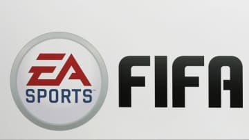 サッカーゲーム界に衝撃！なぜFIFAはEAとの独占契約を終わらせるのか