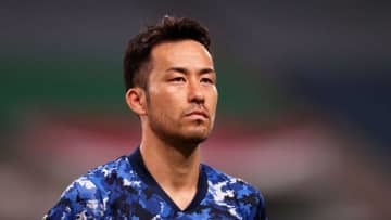 「すぐ笑い話になる」吉田麻也、”飛行機ロシア足止め事件”に