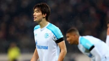 板倉滉、シャルケで仰天ゴール！CBなのに流れのなかで得点奪う