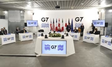 12日、ASEAN各国の外相を招き開かれたG7外相会合＝英リバプール（AP＝共同）