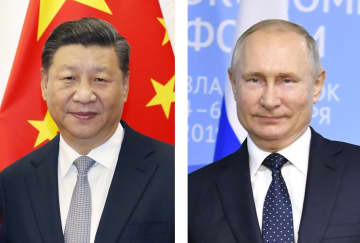 中国の習近平国家主席（左）、ロシアのプーチン大統領