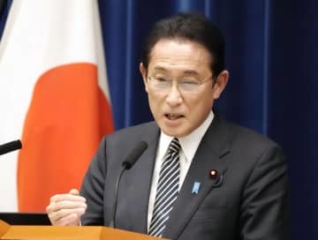 臨時国会閉会を受け記者会見する岸田首相＝21日午後、首相官邸
