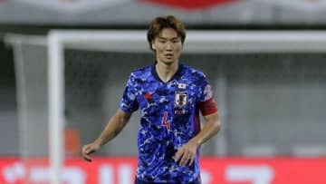 吉田麻也欠場の日本代表。板倉滉は「誰と組むのがやりやすいのか」