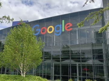 グーグル本社＝米カリフォルニア州マウンテンビュー（共同）