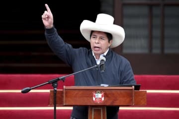 ペルーのカスティジョ大統領＝2021年11月（AP＝共同）