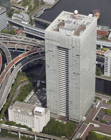 東芝本社が入るビル＝東京都港区