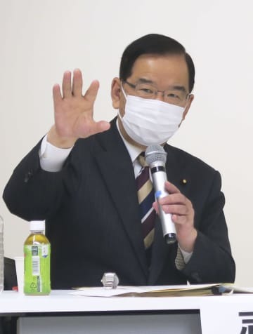 東京都内の会合に出席した共産党の志位委員長＝5日午後