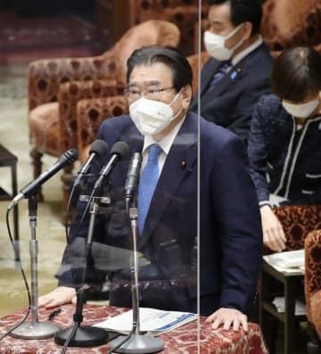 衆院予算委で答弁する後藤厚労相＝9日午前