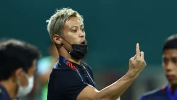 本田圭佑、カンボジアU-23代表の練習に合流。東南アジア杯に挑む