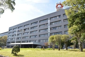 福岡県警察本部＝福岡市