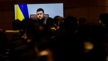 アブラモヴィッチらがウクライナ軍に資金提供も？ ゼレンスキー大統領が示唆