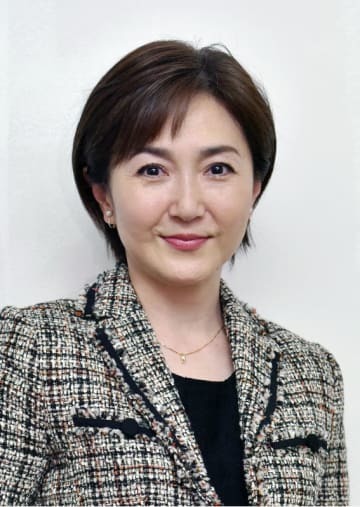 生稲晃子氏