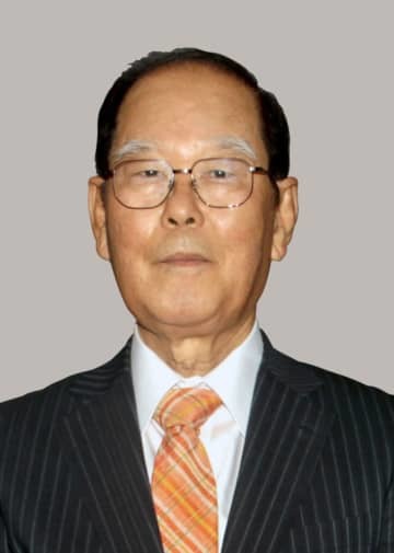 照屋寛徳氏