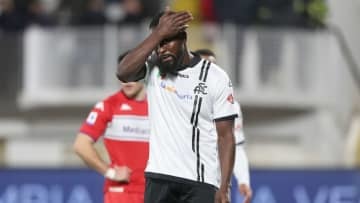 イアリングに監督激怒…25歳FW、わずか10分で交代させられる