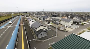 宮城県山元町のかさ上げ地に集団移転先として整備された住宅地。今回公表された想定で津波浸水域に含まれた＝9日