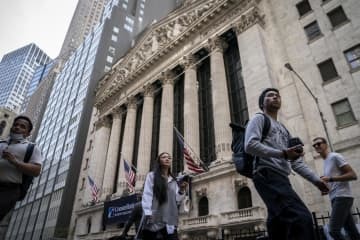 ニューヨークのウォール街＝5日（AP＝共同）