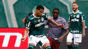 日本戦に向けたブラジル代表！21歳で初招集の選手、めっちゃ祝福される