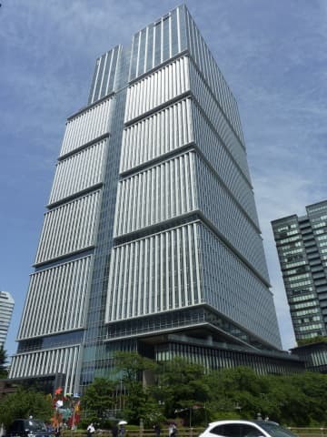 デジタル庁が入るビル＝4月、東京都千代田区