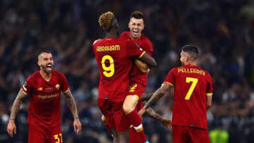 UEFAカンファレンスリーグ、モウリーニョ監督のローマが初代王者に！
