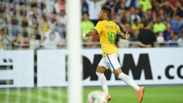 天敵ネイマール、日本代表を切り裂いた「衝撃の4ゴール」がこれ
