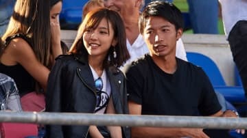 日本代表、妻の会！？柴崎岳の妻、真野恵里菜さんのSNSが話題
