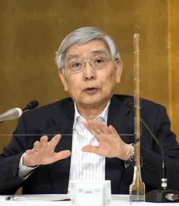共同通信きさらぎ会で講演する日銀の黒田総裁＝6日午後、東京都千代田区のホテル