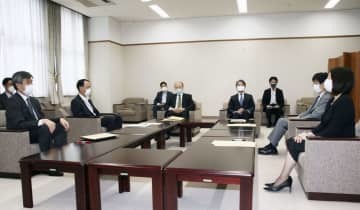 財務省、金融庁、日銀の幹部による情報交換会合＝10日午後、財務省