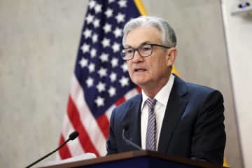 米連邦準備制度理事会（FRB）のパウエル議長＝17日、ワシントン（ゲッティ＝共同）