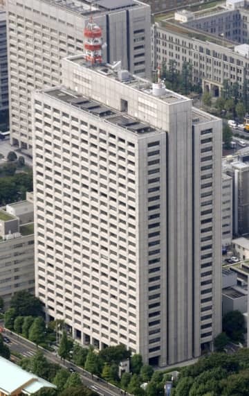 厚生労働省＝東京都千代田区