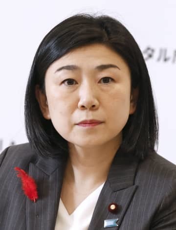 牧島かれんデジタル相