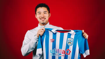 中山雄太、英2部ハダーズフィールド移籍　背番号も決定