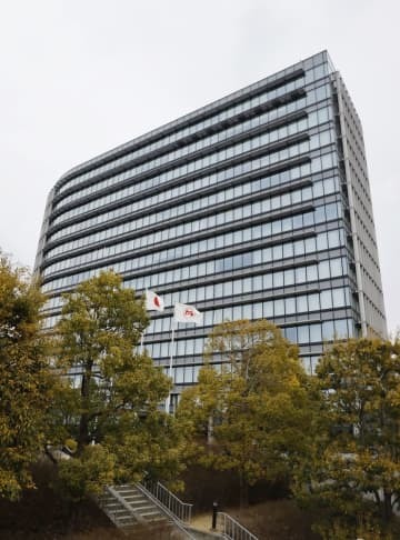 トヨタ自動車本社＝3月、愛知県豊田市