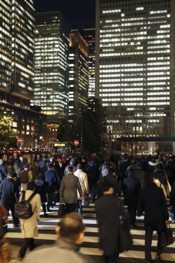 大企業の本社が集積する東京・丸の内のオフィス街
