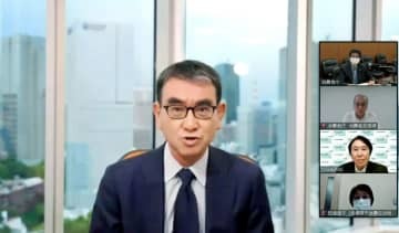 検討会で発言する河野消費者相＝29日（消費者庁のユーチューブより）