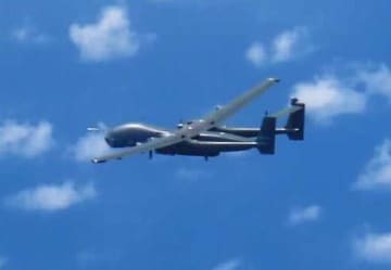 東シナ海と太平洋を往復した中国のTB001偵察・攻撃型無人機＝30日（防衛省統合幕僚監部提供）