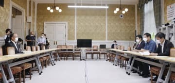 西村経産相「対応マニュアル」について立憲民主党などが国会内で開いたヒアリング＝9日午後