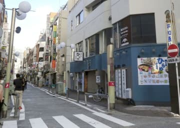 ベトナム人男性が刺され、死亡する事件があった現場付近＝12日午前、川崎市