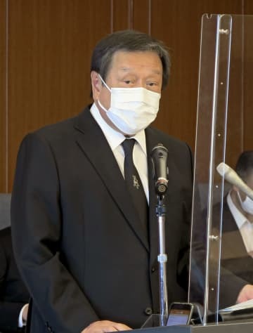 記者会見する浜田防衛相＝13日午前、防衛省