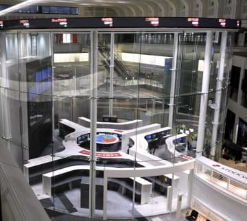 東証