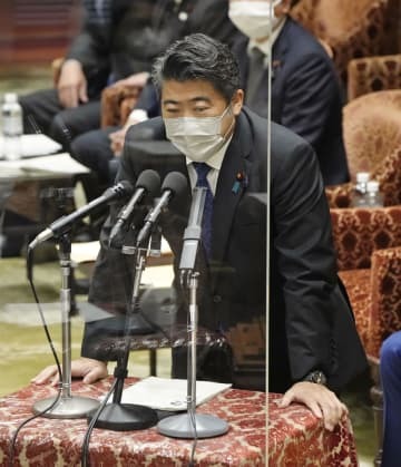 衆院内閣委で答弁する木原官房副長官＝28日午前