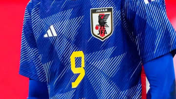 日本代表、カタールW杯の背番号を発表！三笘薫が“あのジャイキリ時”と同じ「9番」に