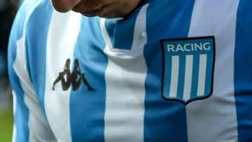 授乳中の女性のために！アルゼンチン名門、画期的ユニフォームを“特許なし”で開発