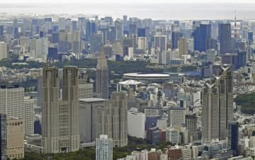 東京・新宿の高層ビル群