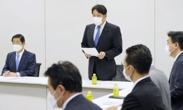 国家安全保障戦略など3文書改定に向けた会合で、あいさつする自民党の小野寺五典安保調査会長＝9日午後、国会