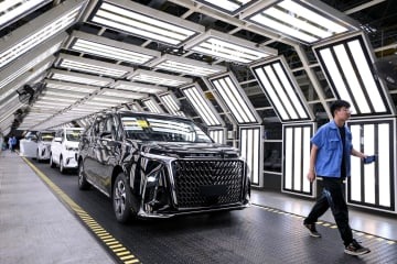 中国自動車大手・上海汽車集団の工場＝8月、中国江蘇省南京市（共同）