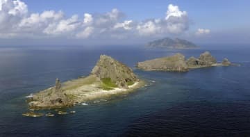 沖縄県・尖閣諸島＝2013年